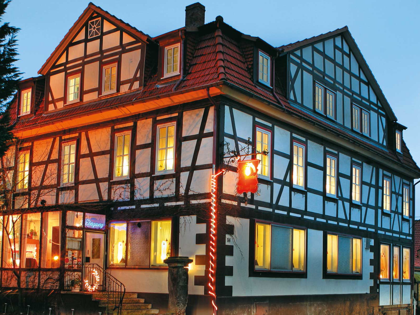 Jugendlich-frischer Wind im Traditionsbetrieb: Timo Zutz kocht wieder im »Schillingshof«