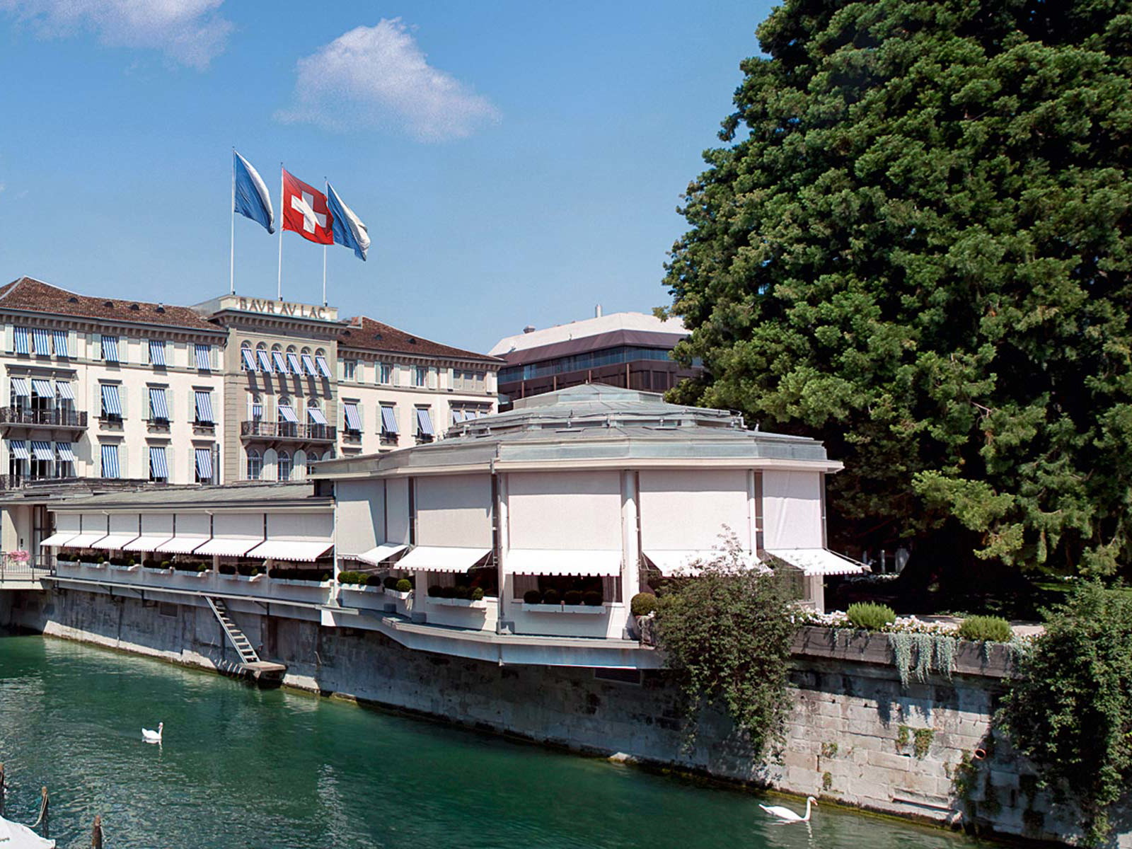 Anlaufstelle für alle Nationen: das Baur au Lac in Zürich