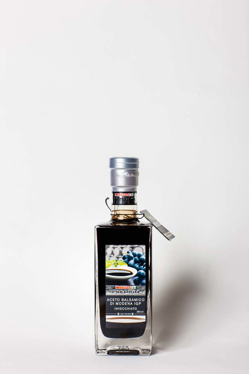 8. DeSpar Premium: 89 PunkteAceto Balsamico di&nbsp;Modena IGP Invecchiato, mind.&nbsp;3 JAHRE, NeroModena für Spar€ 6,99 für 250 ml (€ 27,96/l), Säure: 6 %Interspar, www.interspar.at Dunkelbraun; dickflüssig, dezente Nase; am Gaumen Karamell und Pflaumen.