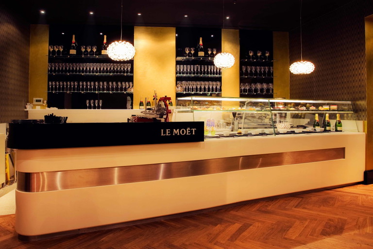 Die Champagnerbar »Le Moët«