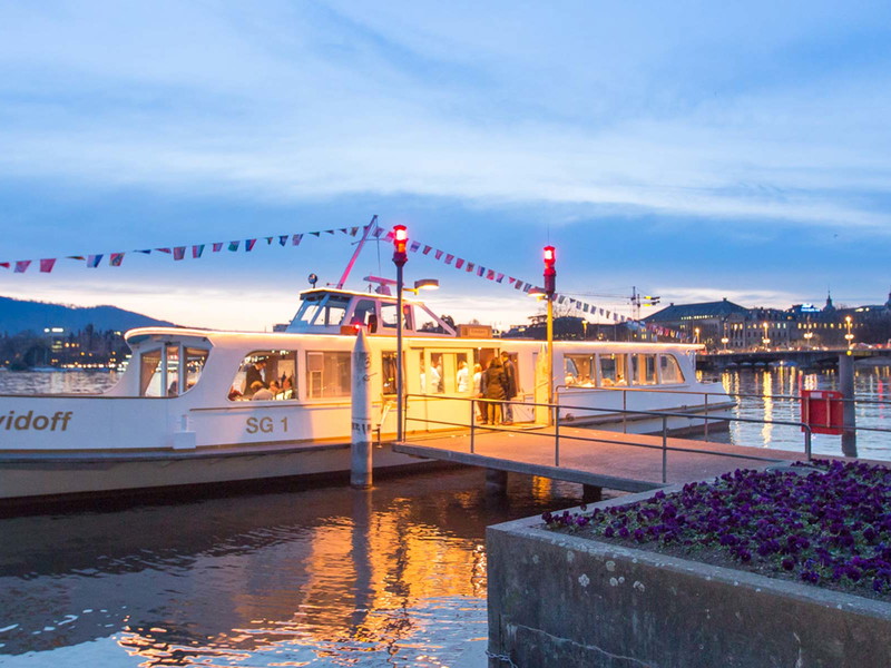 Das Davidoff-Schiff am Zürichsee
