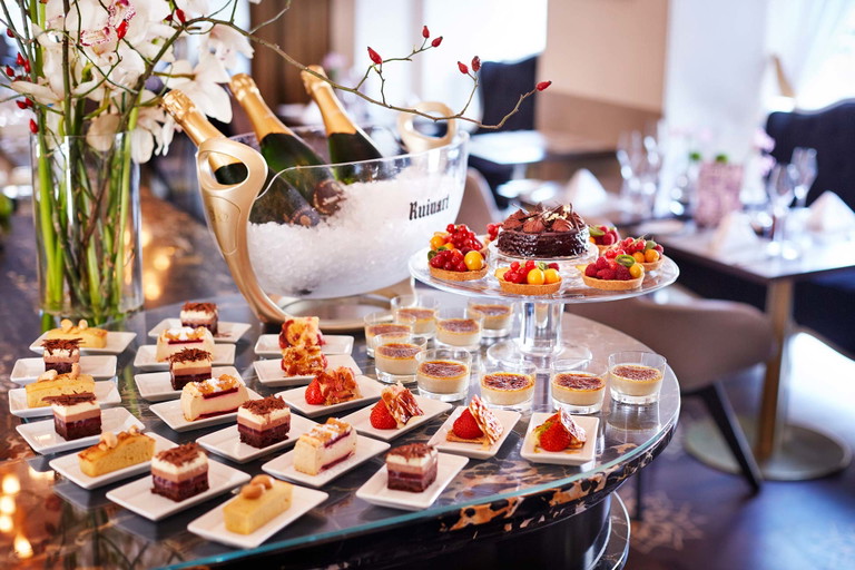 Das süße Eck des Brunch-Buffets im »La Véranda«.