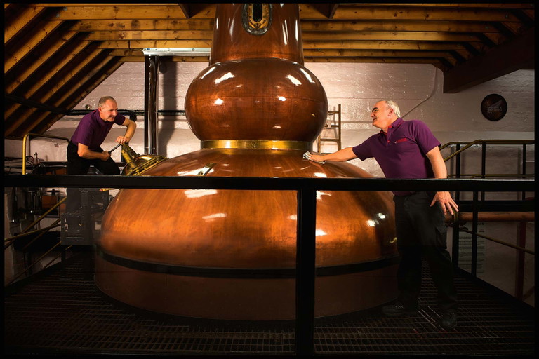 The Famous Grouse erzeugt weltbekannte Blended Malts.