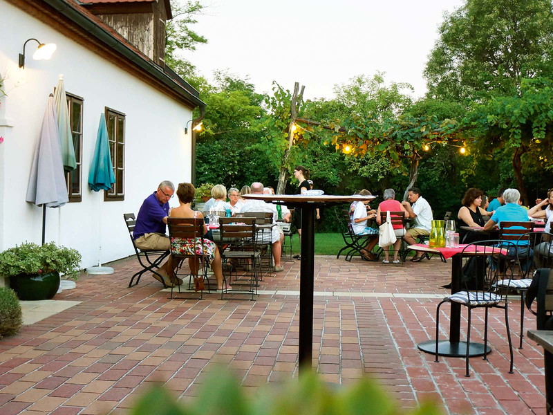 Bester Betrieb im Burgenland: die Podersdorfer Weinstube.