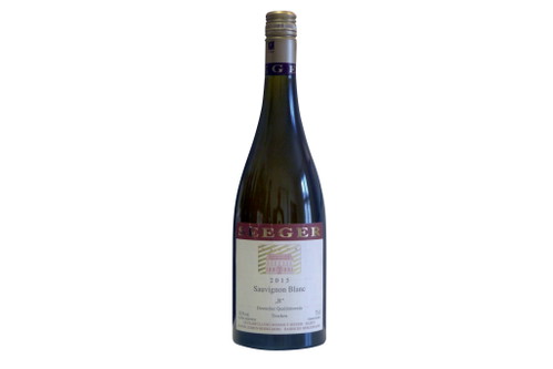 91 Punkte 2015 Sauvignon blanc »R« trocken, Weingut Thomas Seeger Leimen (Baden)Sehr viel Exotik im Duft, aber auch traubig, gelbfruchtig, leicht hefig. Weicher Ansatz, dennoch trocken, milde Säure, reife Frucht, cremiger Abklang, viel Charme und das ohne Kitsch. Zuletzt sogar leicht stoffig, dadurch Extraktreserven für die Flaschenreife anzeigend.www.seegerweingut.de€ 20,50