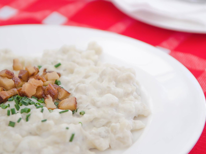 Nationalgericht: Brimsennocken mit Speck