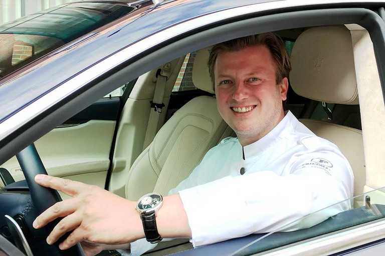 Kevin Fehling in seinem neuen Quattroporte GTS.