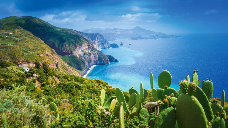 Auf der Insel Lipari findet man haupt­sächlich Malvasia. 