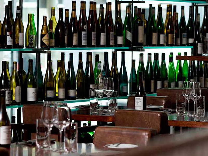 Die Auswahl an Wein ist in Berlin, wie hier in der Rutz Weinbar, groß.
