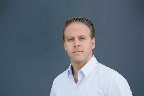Michael Edlmoser sorgt für frischen Wind in den Weingärten von Mauer.