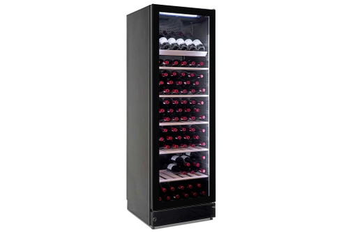 Gute Energieeffizienz, schlankes Design, moderater Preis: der Weinklimaschrank von Vestfrost (WFG 155A+) ist der Bestseller bei WeinWerk Klimascout.&nbsp;
www.weinwerk-klimascout.de