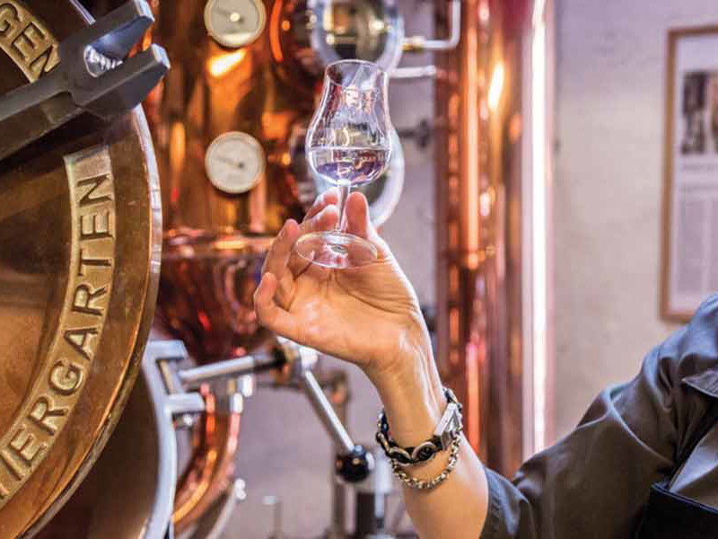 Rutte Master-Distiller Myriam Hendrickx