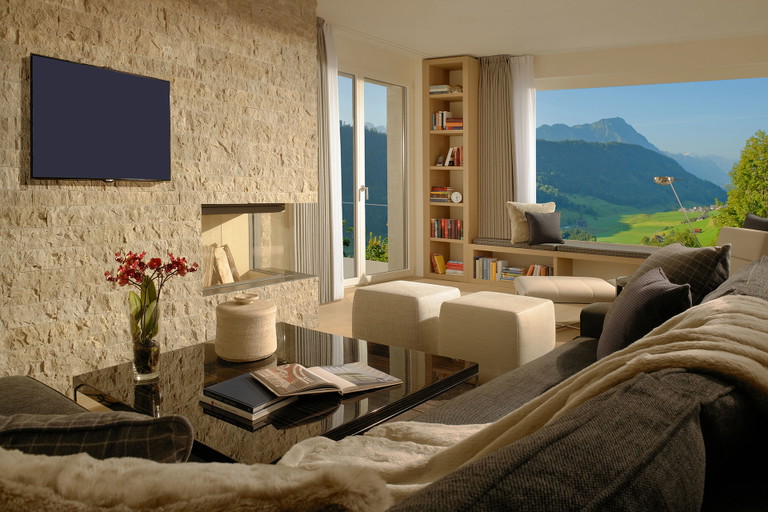 Ein Blick in das Wohnzimmer einer Suite.