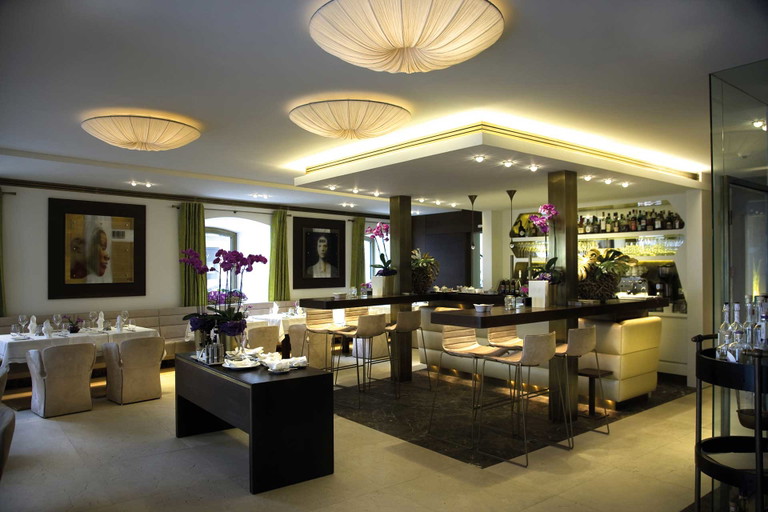 Super Service, tolle Weine: »Iris Porsche Restaurant«.&nbsp;