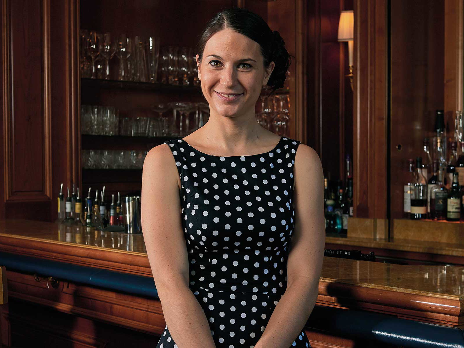 Sophie Larrouture ist Barfrau in der&nbsp;«Bar des Bergues»&nbsp;im Hotel «Four Seasons»&nbsp;in Genf.