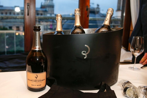Champagne Billecart.
