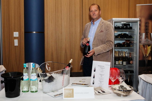 Champagne Gosset.