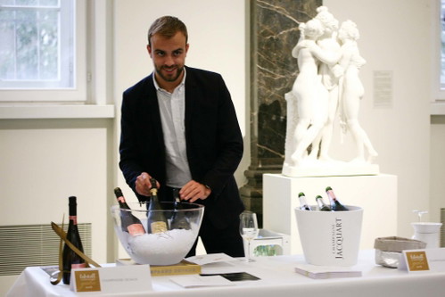 Champagne Devron und Champagne Jacquart.