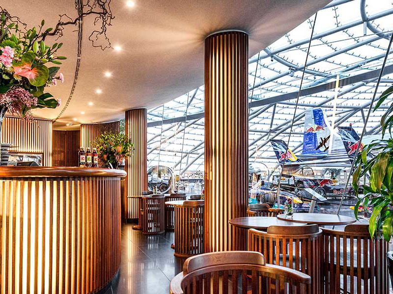 Das 
&nbsp;
&nbsp;
&nbsp;
&nbsp;
&nbsp;
&nbsp;
&nbsp;
&nbsp;
&nbsp;
&nbsp;
&nbsp;
&nbsp;
&nbsp;
&nbsp;
&nbsp;
&nbsp;
&nbsp;
&nbsp;
&nbsp;
Carpe Diem Lounge-Café im Hangar-7 in Salzburg.