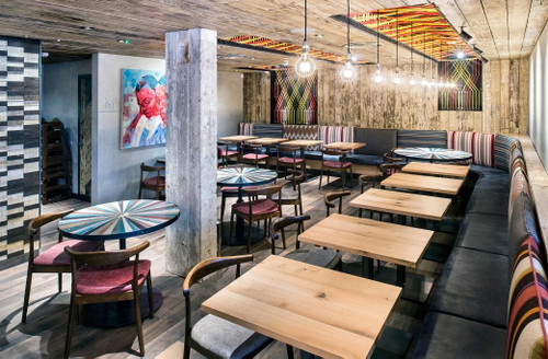 Multiple RestaurantNando's (Old Street, London, UK)Moreno Masey