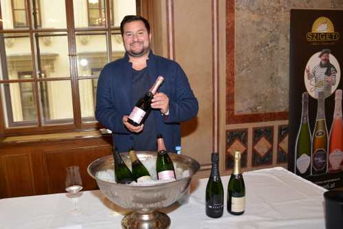 Champagnerhaus Atair