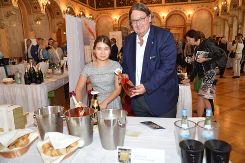 Champagnerhaus Chanoine-Tsarine