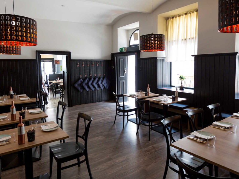 Hübsches Eckbeisl an einer unauffälligen Ecke von Wien-Wieden: DiningRuhm.