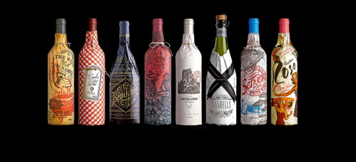 Pimp your Weinregal In den USA sind Verhüllungen nicht ungewöhnlich, diese hier sind anders. Credits: Stranger &amp; Stranger, Safeway und Truett Hurst
