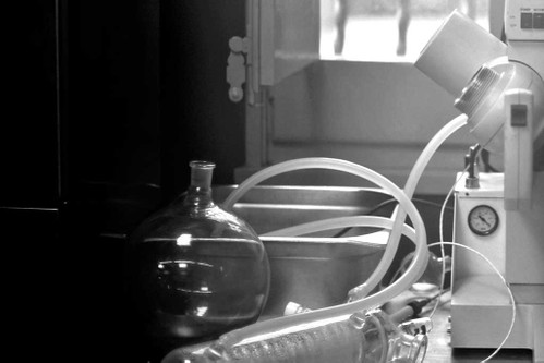 1995Sous Vide – die erste Technik – hält Einzug in die Küche. Auszeichnung mit dem ersten Michelin-Stern.