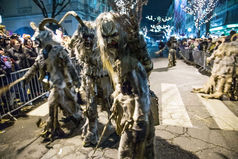 Höhepunkt beim Völkermarkter Adventzauber ist ein Krampuslauf mit über 500 Perchten.