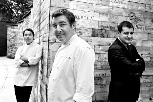 1997 – 2007Die Zeit des 2. «El Celler», das durch umfang-reichen Umbau den neuen Anforderungen gerecht wurde. Jordi steigt 1997 in den Betrieb seiner Brüder ein. 