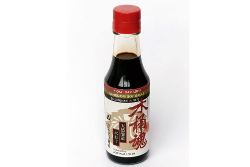  2. SOJASAUCE holzfassgereift - 97 Punkte€ 13,08 für 150 ml, (Literpreis: € 87,20)U. a. Japan Gourmet,&nbsp; Dinses CulinariumDrei Jahre im Zedernholz gereift – das teuerste Produkt im Test. Dunkle Farbe, leicht zähflüssig. Erinnert an alten Sherry. Wegen des intensiven Geschmacks tropfenweise zu verwenden. Ideal zu Sashimi.&nbsp;
