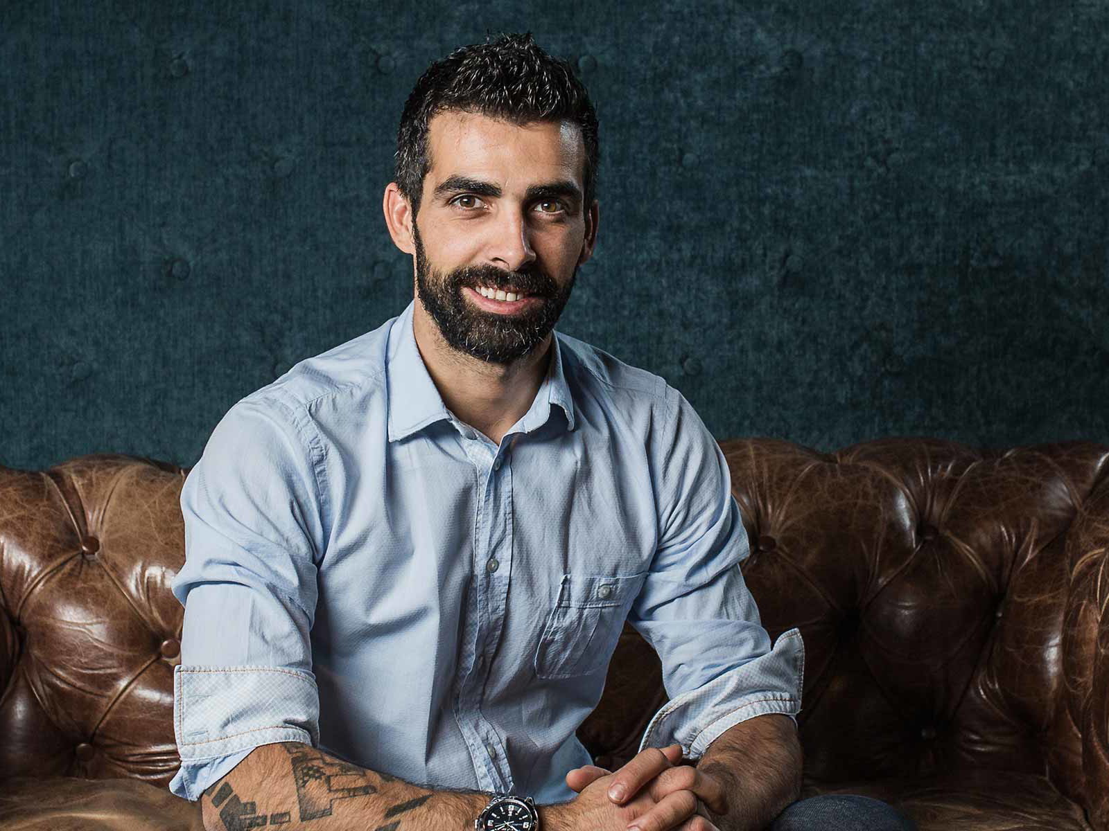 André Borba in seiner Bar »Das weisse Schaf«