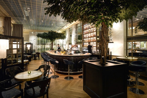Drinks im Tresor: The Bank»Wir sind eine Bar in einem Hotel und keine klassische Hotelbar.« Stefan Bauer, Barmanager, The Bank
