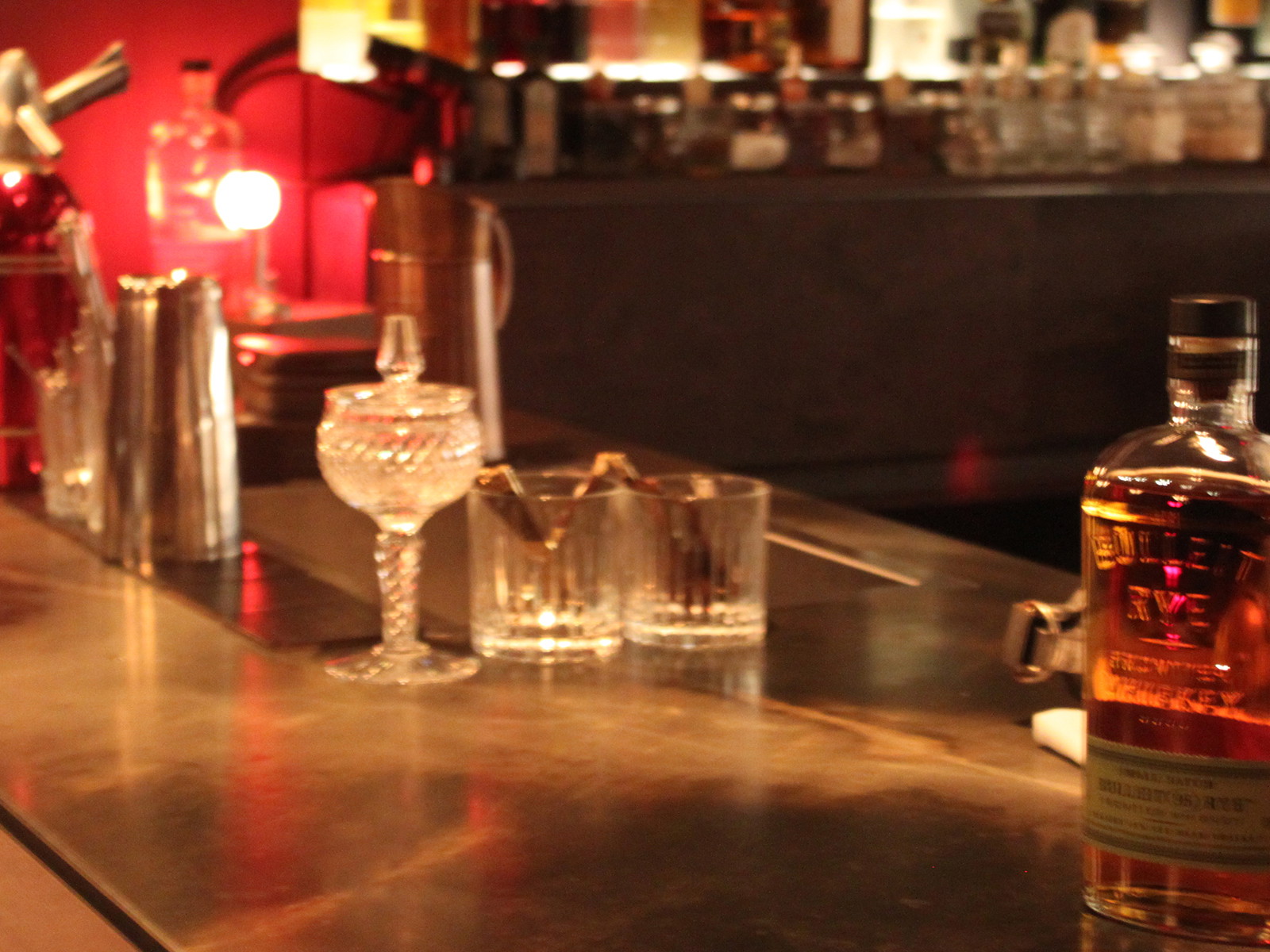 Wien erlebt einen Aufschwung: Immer mehr hochklassige Bars eröffnen in der Hauptstadt.