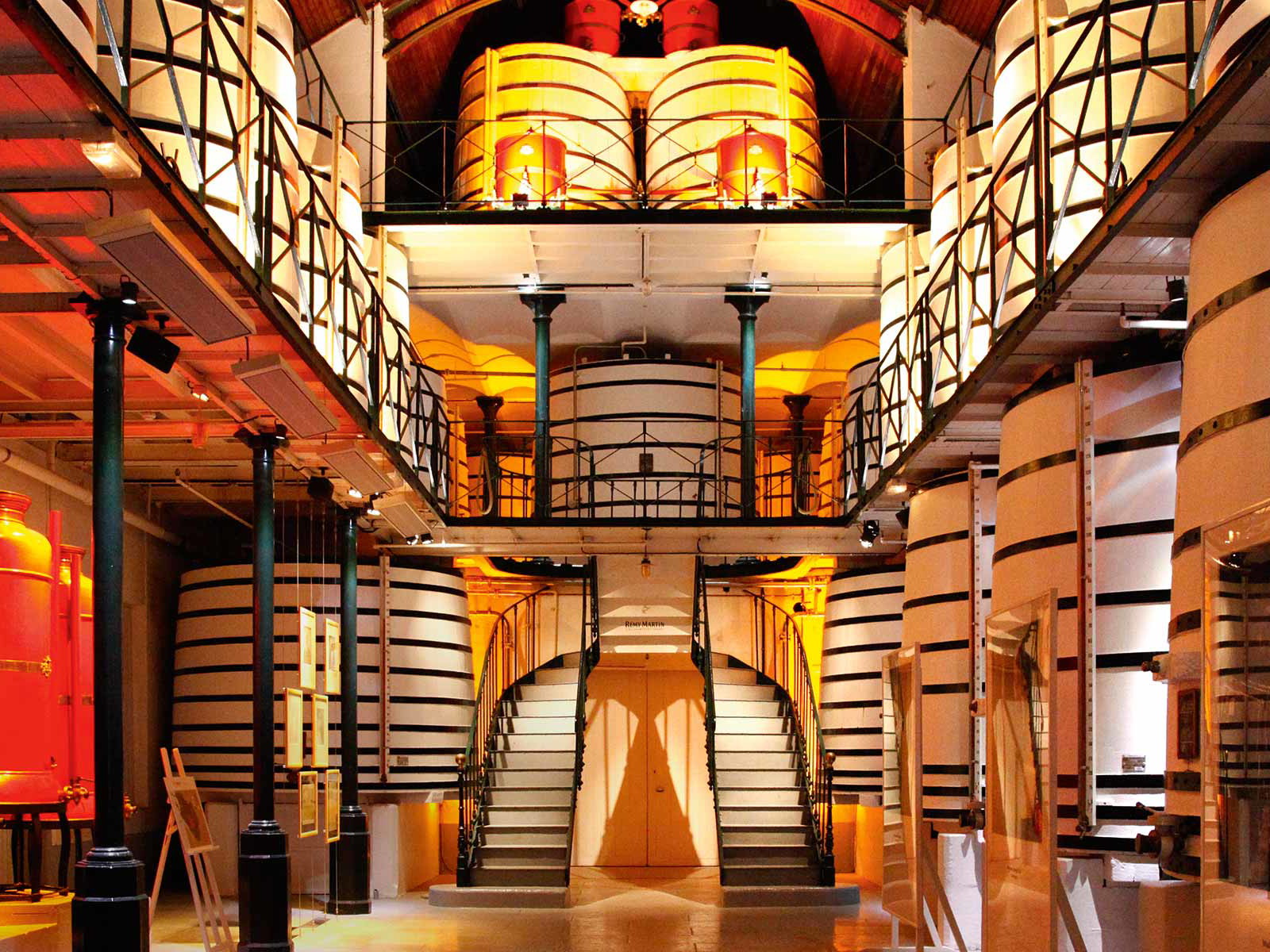Zu Besuch in der Rémy Martin Kellerei