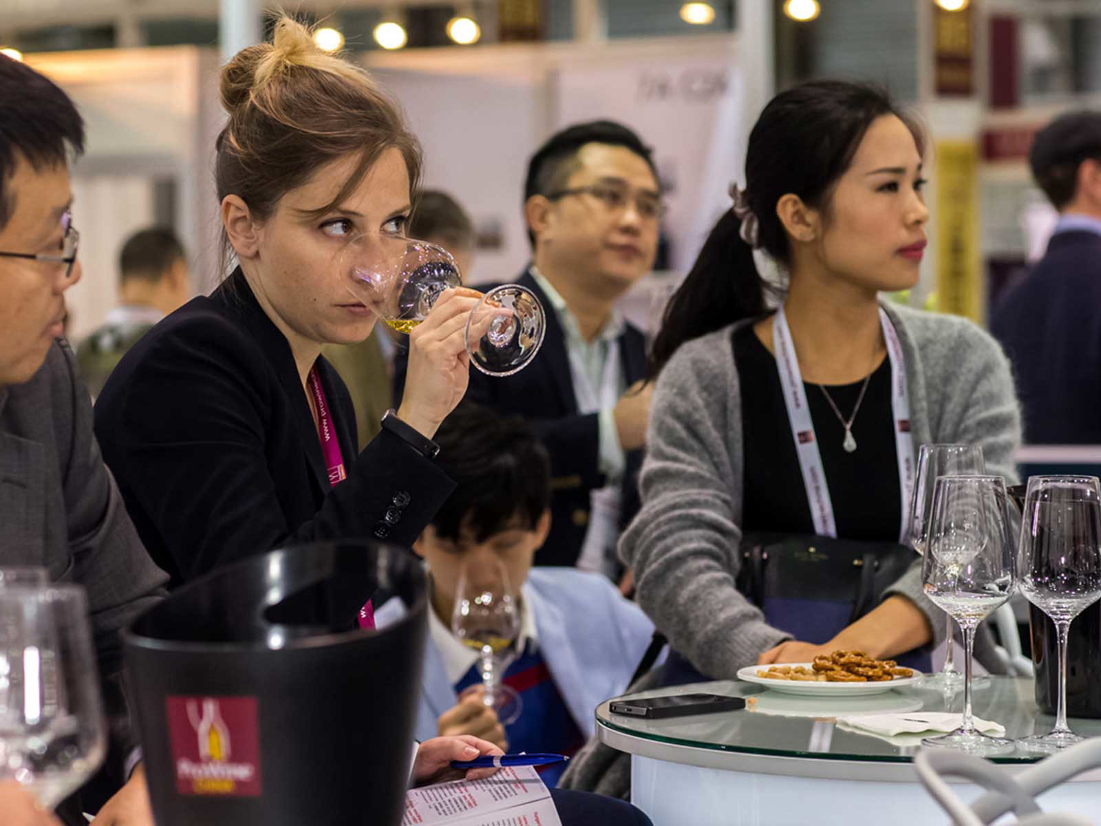 Die »ProWine Asia« findet abwechselnd in Singapur und Hong Kong statt.