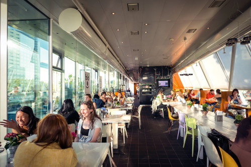 92 Falstaff Punkte:&nbsp;Motto am FlussDas »Motto am Fluss« serviert mit Blick auf den Donaukanal einen überaus finessenreichen Brunch mit frischen Zutaten.Franz-Josefs-Kai 2, 1010 Wien, T: +43 1 25255 10, www.motto.at