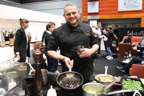 Florian Conzen von der Brasserie Stadthaus kochte groß auf.http://brasserie-stadthaus.de