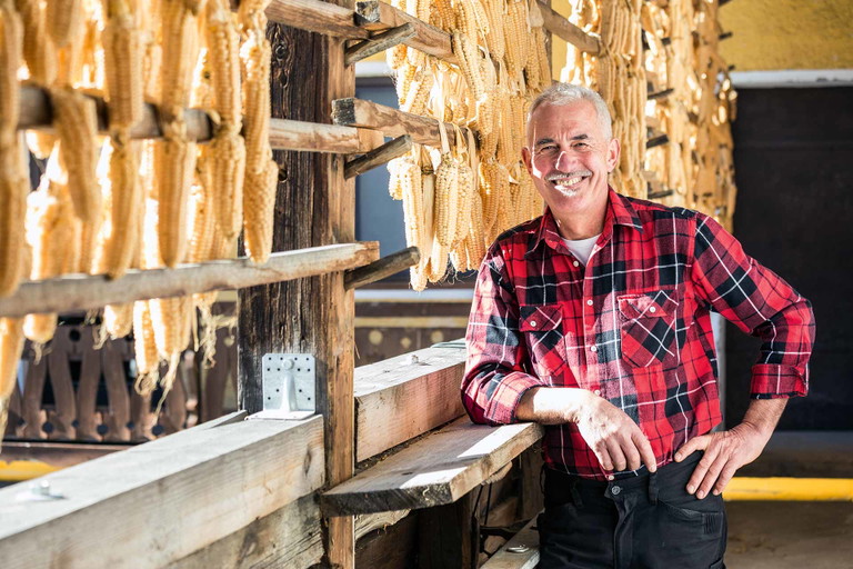 Sepp Brandstätter belebt den Gailtaler Weißen Landmais neu. Eine seltene Sorte, die glutenfrei und bekömmlich ist.&nbsp;