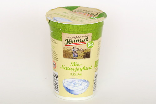 10. Ein gutes Stück Heimat, &nbsp;Bio-Naturjoghurt 3,5 Prozent - 87 Punkte*€ 0,49 für 250 g (Kilopreis: € 1,96);&nbsp;Erzeuger: Berglandmilch;&nbsp;LidlMild im Geruch, leicht nach Rahm. Könnte etwas cremiger sein, homogen, milchig, geschmacklich ausgewogen, leicht säuerlich, liegt im guten Durchschnitt.