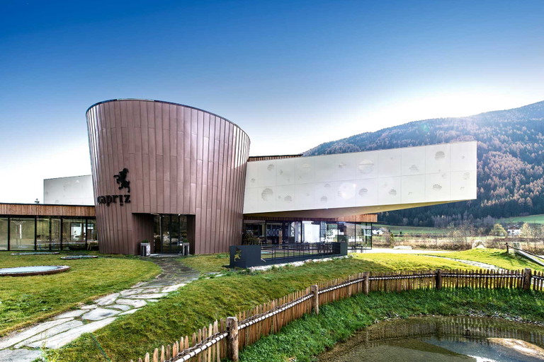 Die Feinkäserei Capriz ist eine Käse-Erlebniswelt der Superlative, bei der die Ziege im Mittelpunkt steht. 