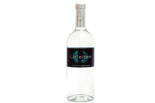 Urleiten – Quellwasser Bewertung: 4&nbsp;WassertropfenSauberer, frischer Duft. Am Gaumen einen Hauch salzig, angenehm, erfrischend, insgesamt harmonisch und stimmig. Leicht mineralisiertes Wasser mit etwa 135&nbsp;mg/l. Idealer Partner für gerbstoffreiche Weine.ca. CHF 2,20/l, Österreich, www.urleiten.at
