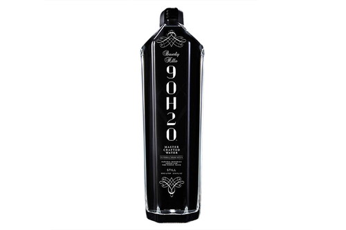 Beverly Hills 90H2Oca. 101.000 Franken (Diamond Edition)Das Luxuswasser wurde vom deutschen Wasser-Sommelier Martin Riese entwickelt. Das Wasser kommt aus einer Bergquelle in Kalifornien. Die «Diamond Edition»-Flasche ist mit Diamanten versetzt.