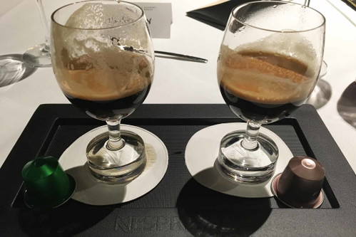 Zum Abschluss wurde die neue Nespresso Limited Edition Aurora de la Paz in einer Verlgleichsverkostung mit dem Rosabaya de Colombia serviert.