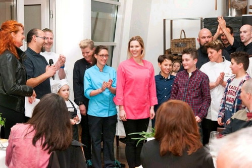 Insgesamt wurden an diesem Abend € 3.000,- Spenden gesammelt.