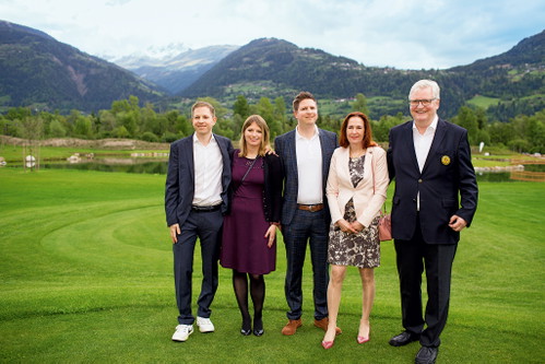 Die Kölner Hoteliersfamilie Hamacher am Eröffnungstag.