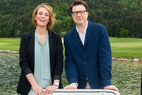 Loic Claude, Maging Direkctor Volvo Car Austria, hielt eine Rede auf Deutsch.