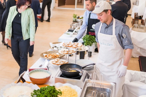 Von der Alpe-Adria Küche inspiriertes Street-Food gab es im Restaurant des Veldener Seehotels Europa zu entdecken.