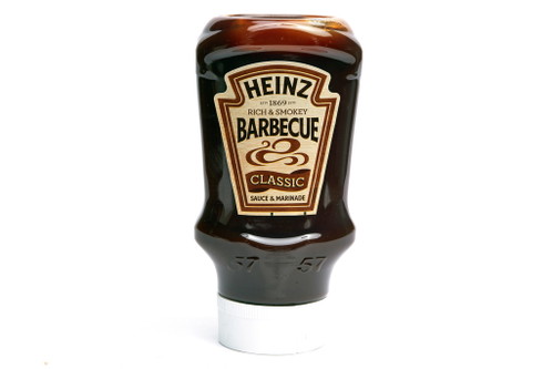 1. Platz: Heinz Barbecue ClassicFlasche ca. € 3,79/400 ml (Literpreis: € 9,47)U. a. Tengelmann, KaufhofErster Eindruck: leichter Rauch und viel Tomate. Frische Säure. Angenehmes Mundgefühl. Deutliche Süße, aber nicht überzeichnet. Gefiel allen Testern gleichmäßig gut = Konsenssieger. Erfüllt alle Erwartungen an ein solches Produkt.&nbsp;